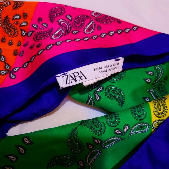 Zara multi-coloured printed bandana - Picture 3 of 3